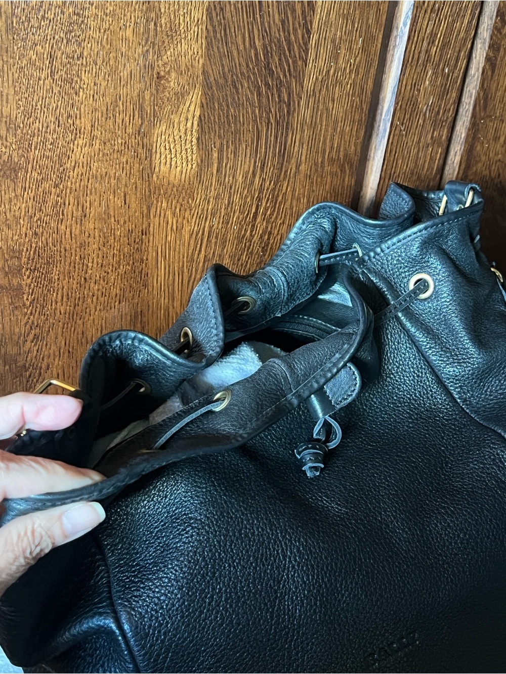 Vintage BALLY Thick Soft Slouchy Black Pebbled Premium Leather Bucket Bag XL - Picture 9 of 16
